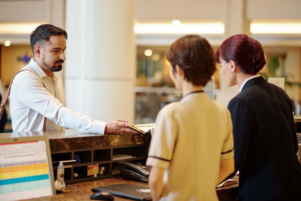 Radio personalizzata per il tuo Hotel con musica no SIAE/SCF e messaggi